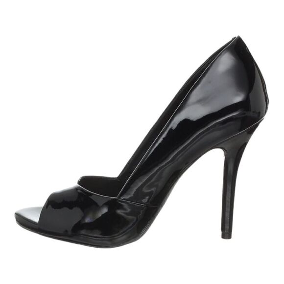 BCBGENERATION Women’s Izzie 2 Patent Leather Pumps in the Size 8M - Picture 2 of 16